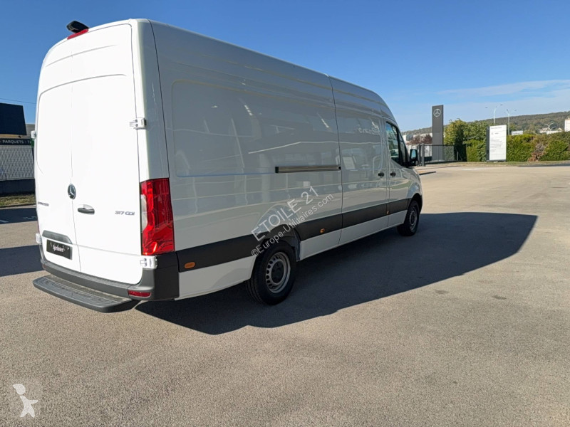 Véhicule utilitaire Mercedes SPRINTER FGN 317...