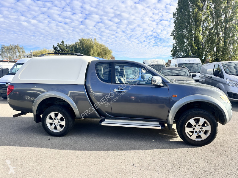 Véhicule utilitaire Mitsubishi 2.5 TD 136 CLUB...