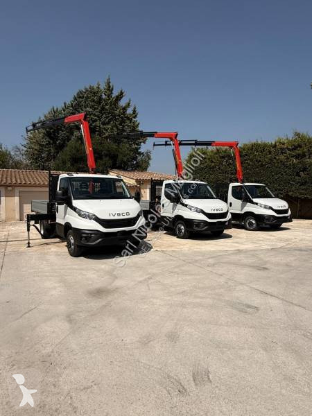 Véhicule utilitaire Iveco 35C16
