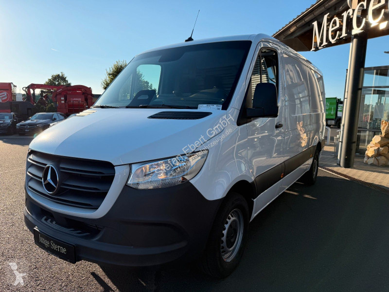 Mercedes 317 CDI 3665 9G Flach AHK3,5t...