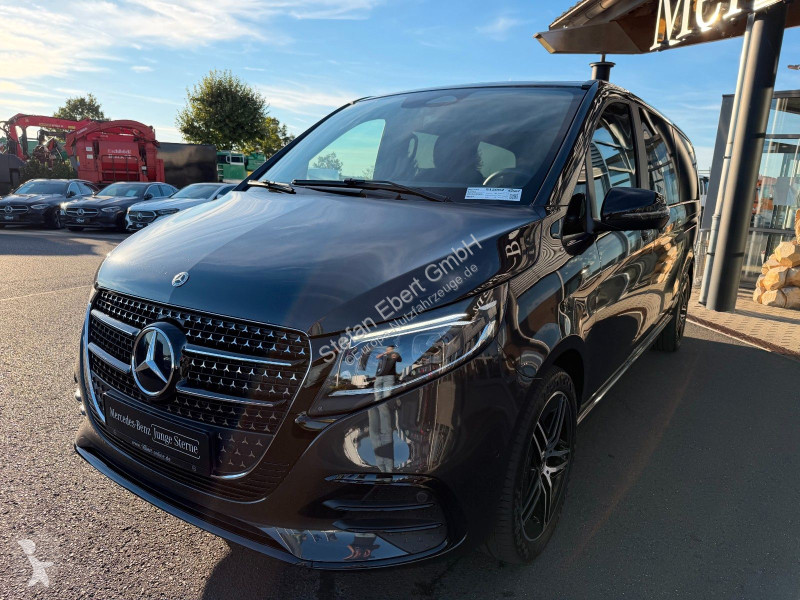 Véhicule utilitaire Mercedes V 300 d 4MATIC...