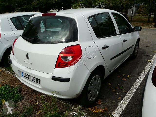 Véhicule utilitaire Renault CLIO