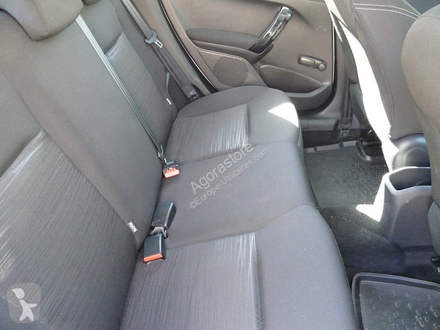 Véhicule utilitaire Peugeot 208
