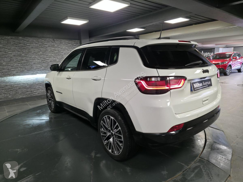 Véhicule utilitaire Jeep COMPASS 1.5 Turbo T4...