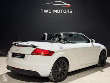 Vůz kabriolet Audi