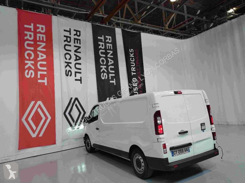 Renault L2H1 van