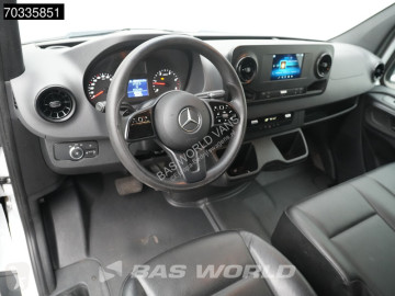 Fourgon Mercedes