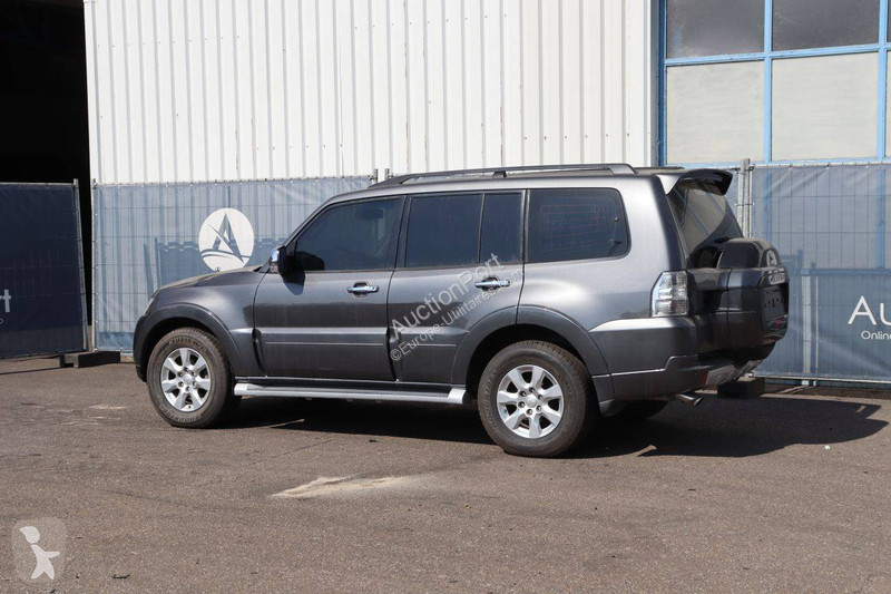 Véhicule utilitaire Mitsubishi
