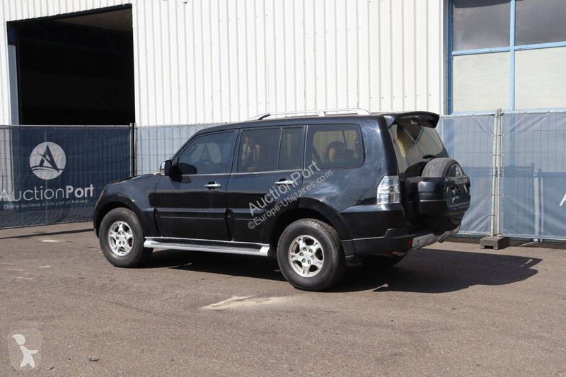 Véhicule utilitaire Mitsubishi