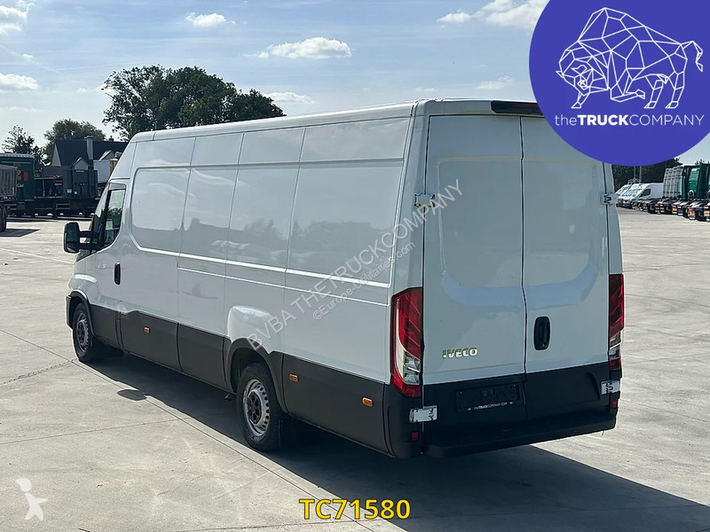 Véhicule utilitaire Iveco 35-160 HI MATIC