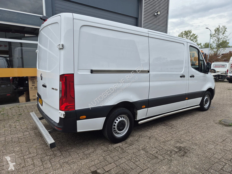 Véhicule utilitaire Mercedes 316 CDI/ L2H1/Aut/...