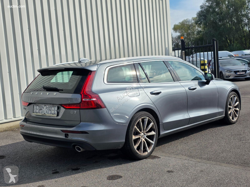 Véhicule utilitaire Volvo v60