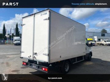 Caisse grand volume Iveco