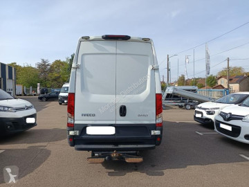 Fourgon Iveco