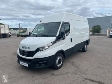 Fourgon Iveco