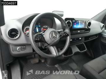 Fourgon Mercedes