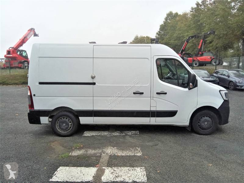 Véhicule utilitaire Renault F3500 L2H2 2.3 DCI...