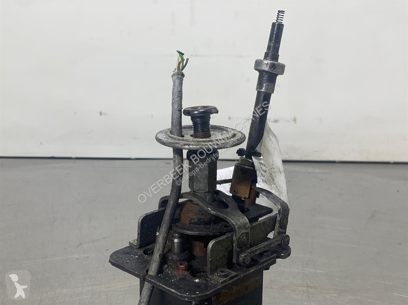 Véhicule utilitaire Atlas AR65-2996927-Servo...