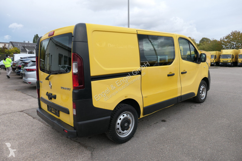 Véhicule utilitaire Renault Trafic 1,6 dCi L1H1...