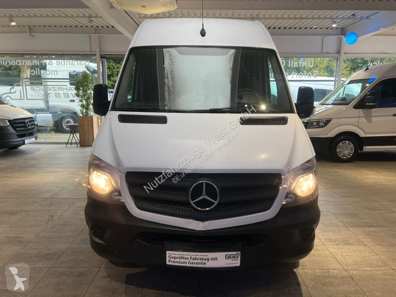 Véhicule utilitaire Mercedes 316 CDI...