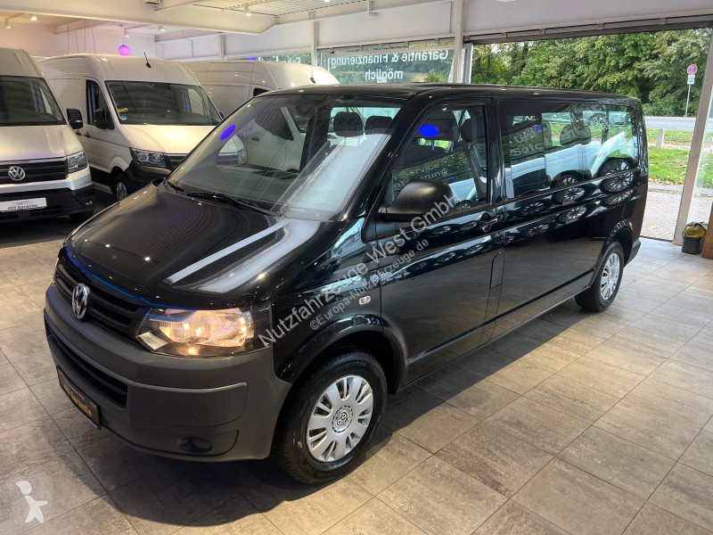 Véhicule utilitaire Volkswagen T5...