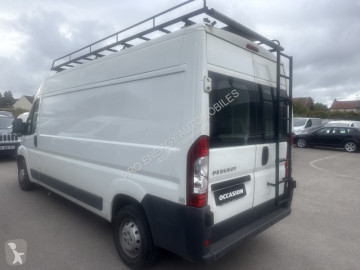 Fourgon Peugeot