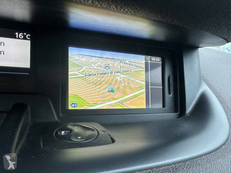 Véhicule utilitaire Renault SCENIC III TOIT...