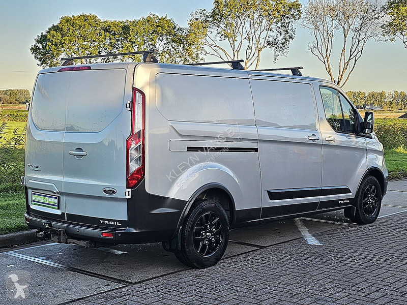 Véhicule utilitaire Ford 2.0 L2H1 TRAIL EDITION!