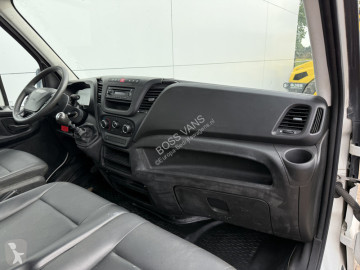 Utilitaire benne Iveco