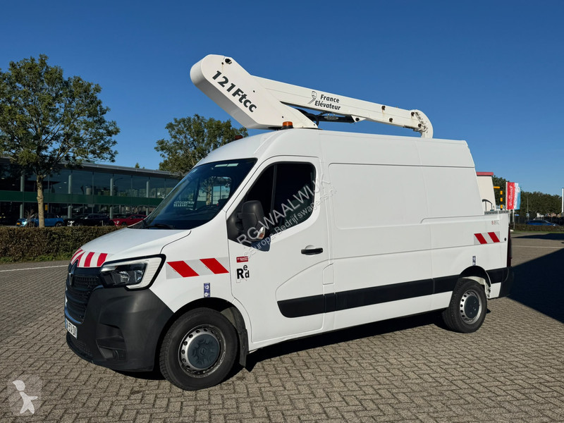 Véhicule utilitaire Renault France elevateur 121FT