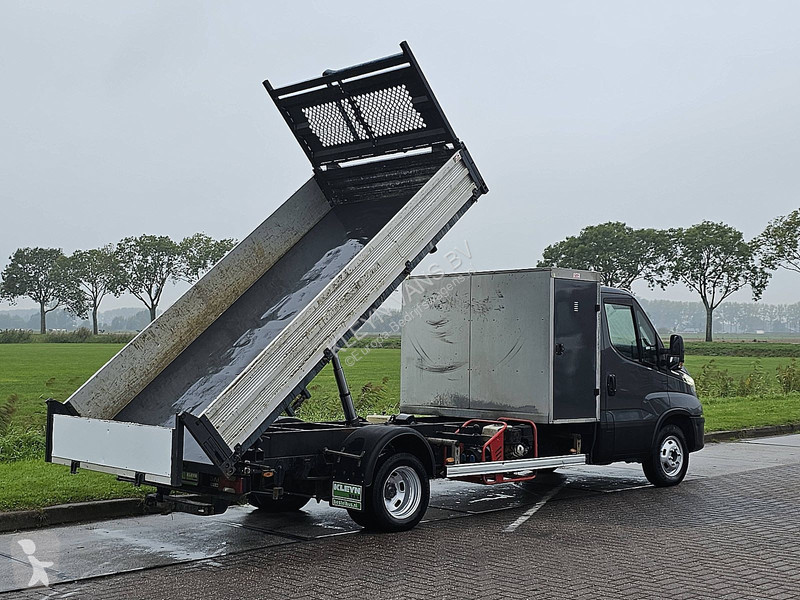 Véhicule utilitaire Iveco 35C18 kipper ac aut...