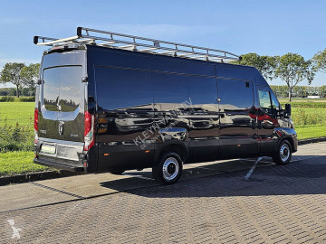 Fourgon Iveco