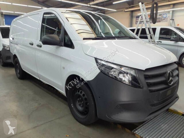 عربة نفعية Mercedes Vito116CDI KA...