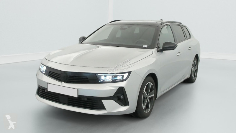 Opel Sports Tourer Transporter