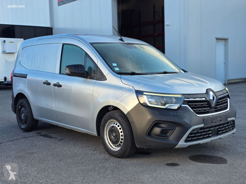 Véhicule utilitaire Renault kangoo