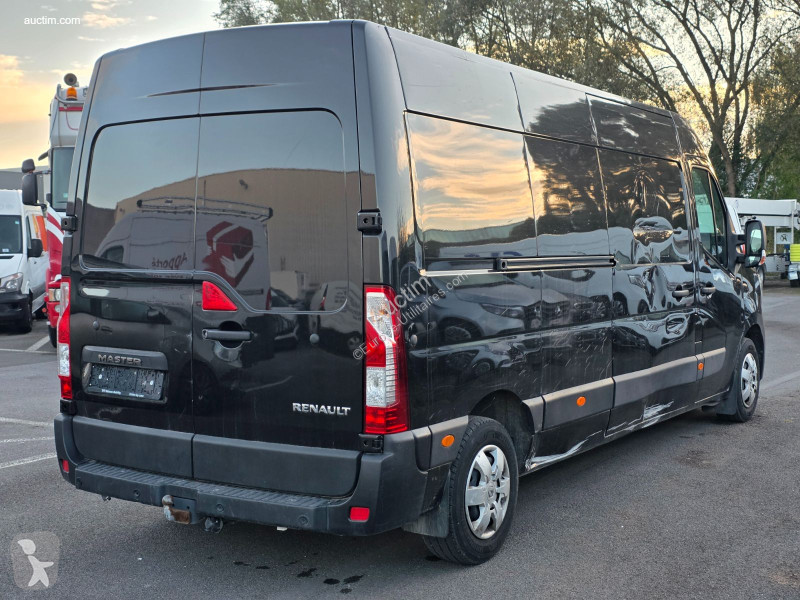 Véhicule utilitaire Renault master