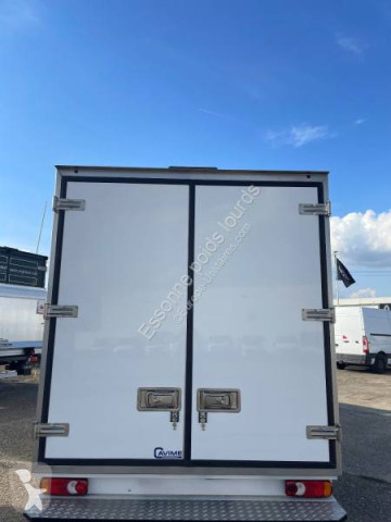 Utilitaire plancher cabine Renault
