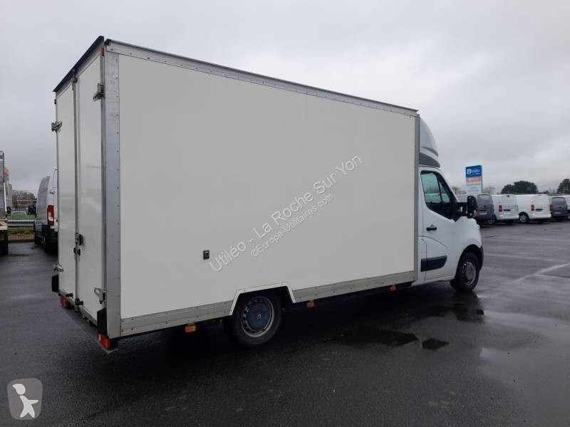 Véhicule utilitaire Renault 2.3 DCI 130