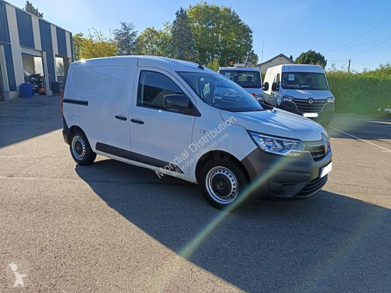 Véhicule utilitaire Renault DCI 95 CONFORT