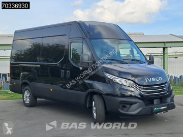 Fourgon Iveco neuf