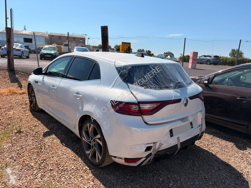Véhicule utilitaire Renault Mégane IV 1.6...