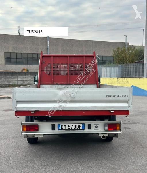 Véhicule utilitaire Fiat ducato