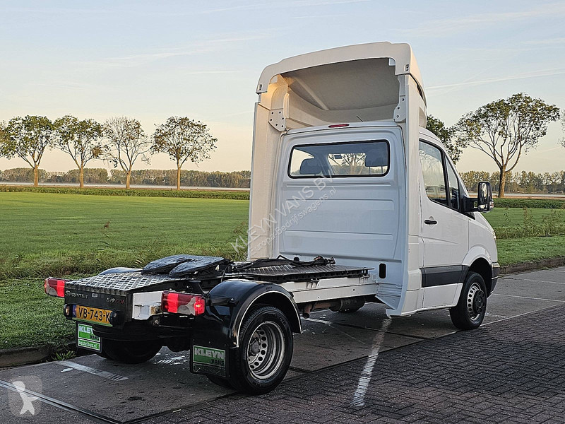 Véhicule utilitaire Mercedes 519