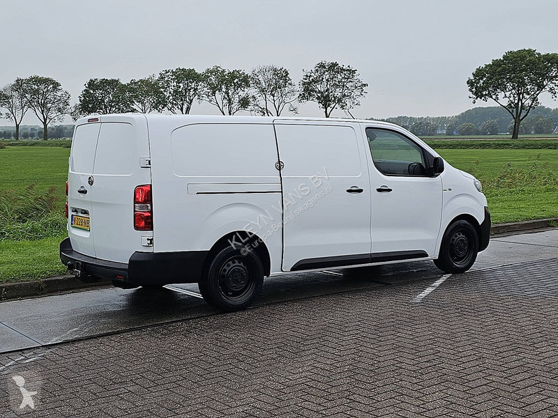 Véhicule utilitaire Peugeot
