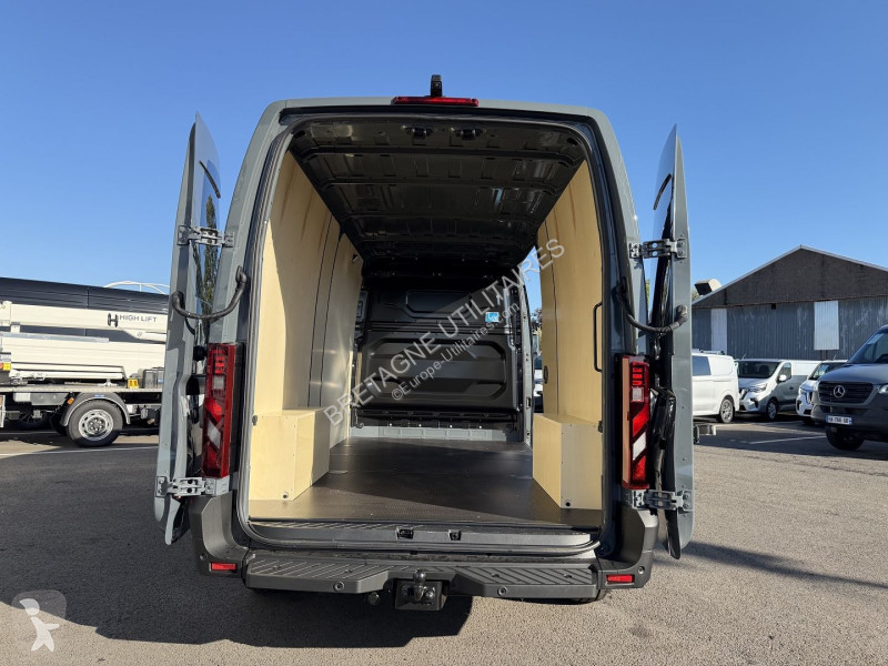 Nissan INTERSTAR FG NEUF: L3H2 3T5 2.0 DCI...