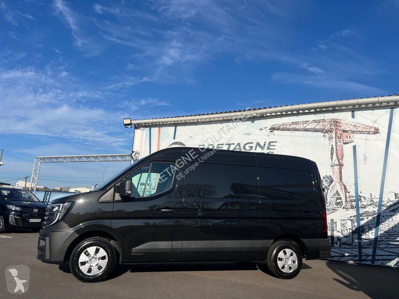 Nissan INTERSTAR FG NEUF: L2H2 3T5 2.0 DCI...