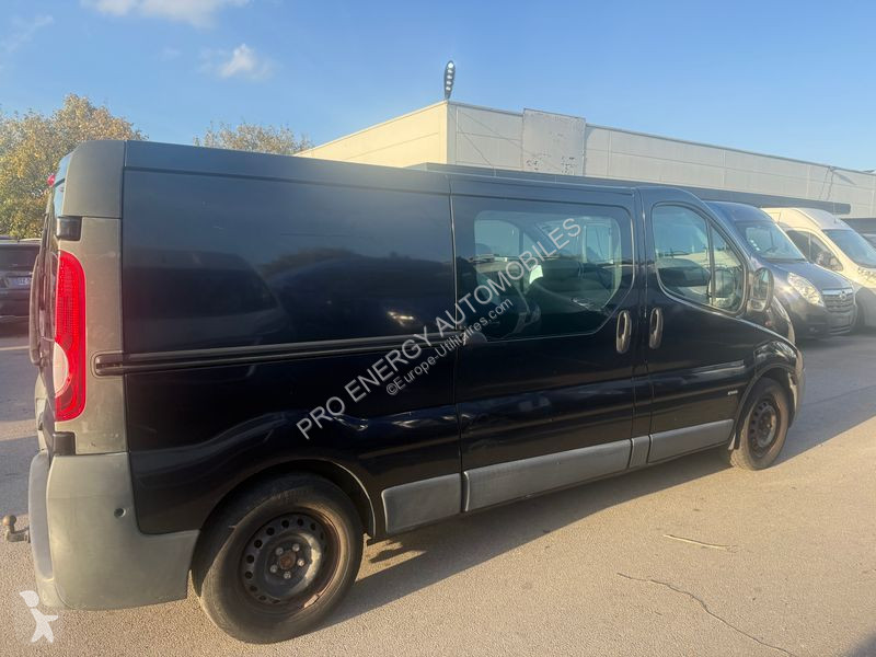 Véhicule utilitaire Opel VIVARO FG F2900 M2...