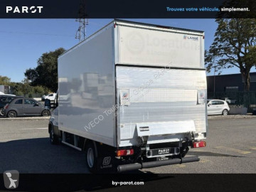 Caisse grand volume Iveco