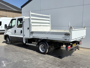 Utilitaire benne Iveco