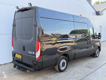 Fourgon Iveco